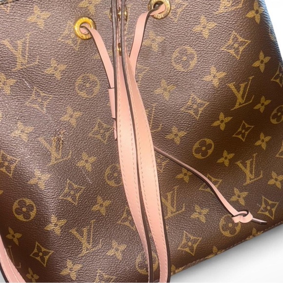 Louis Vuitton Handbags - Louis Vuitton Brown & Pink Neonoe Bag.